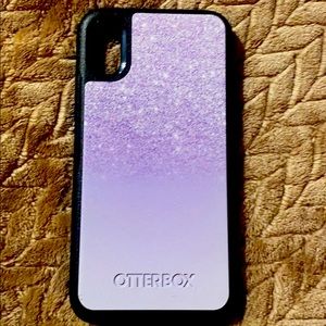 IPhone XS otter box phone case